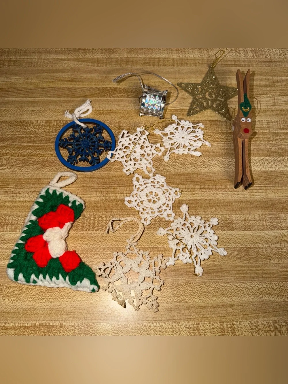 Vintage‎ Crocheted White Snowflake Ornaments and Assorted Holiday Christmas